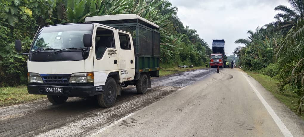 Kerja Berkala Pavemen – Mill & Pave Laluan FT1154 Jalan Felda Besout — 4