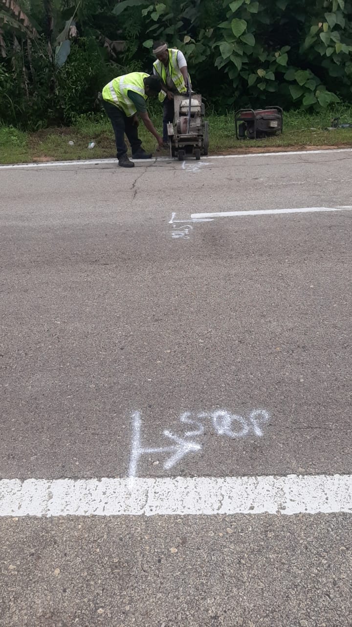 Kerja Berkala Pavemen – Mill & Pave Laluan FT1154 Jalan Felda Besout — 7