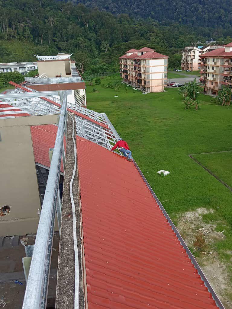 Kerja Senggaraan dan Pembaikan Bumbung Bangunan RKAT JKRAB 7105 & JKRB 7106, MSS Taiping — 12